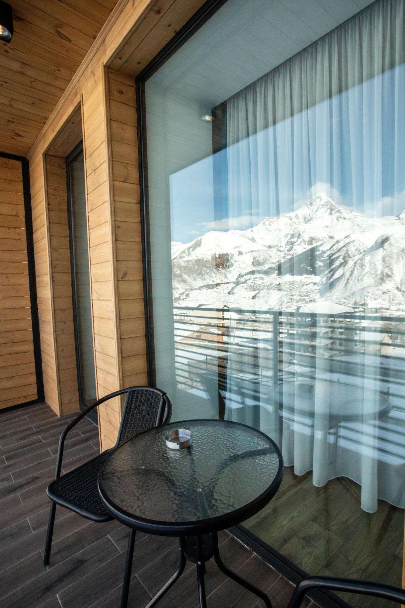 Kazbegi Hotel Grand View Exterior foto