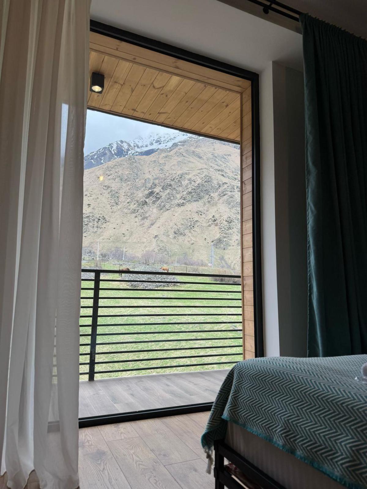 Kazbegi Hotel Grand View Exterior foto