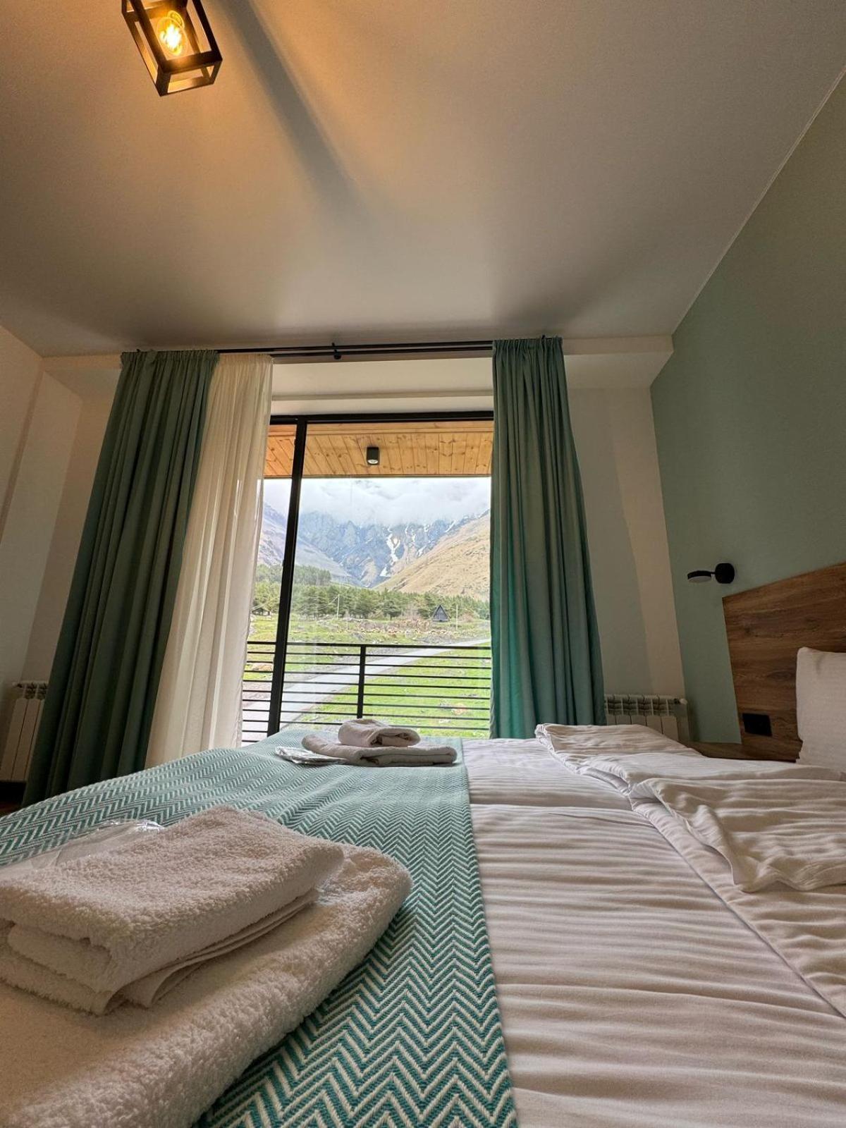 Kazbegi Hotel Grand View Exterior foto