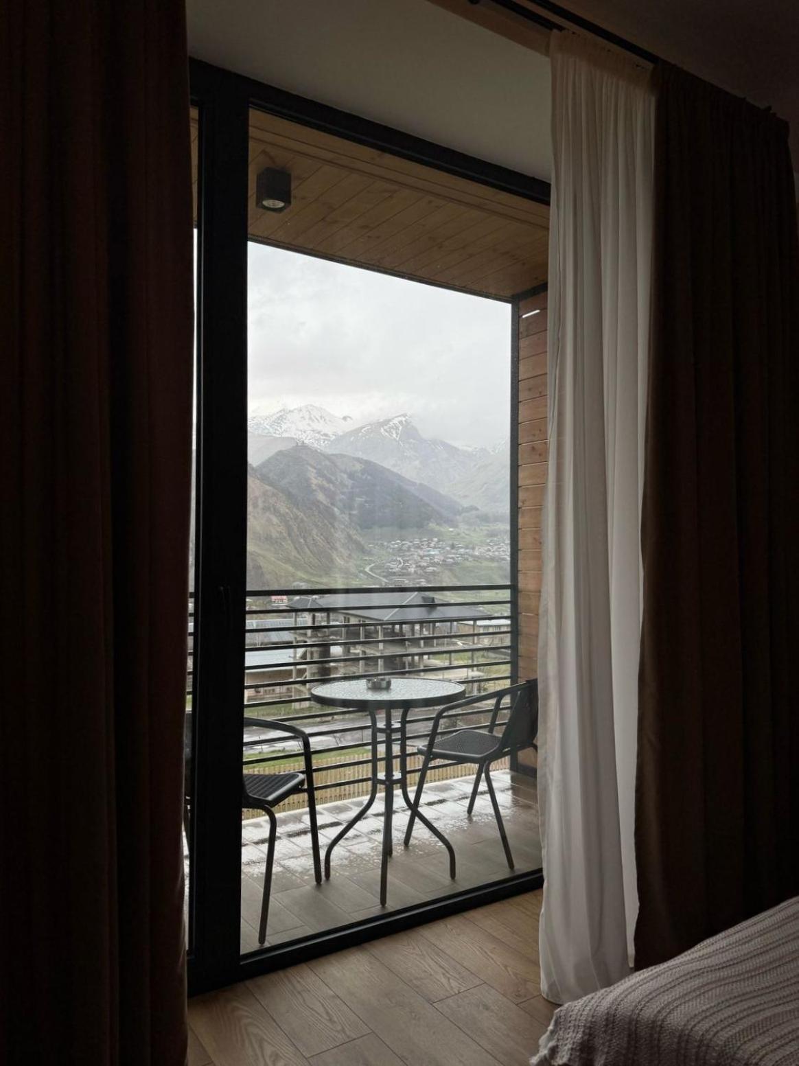 Kazbegi Hotel Grand View Exterior foto